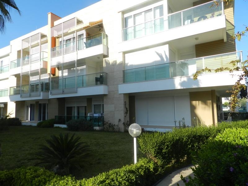 Luxury Homes in Antalya City Center for Sale Near Beach in Lara – bedroom (image 4)