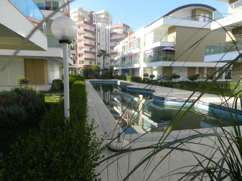 Luxury Homes in Antalya City Center for Sale Near Beach in Lara – living room (image 2)