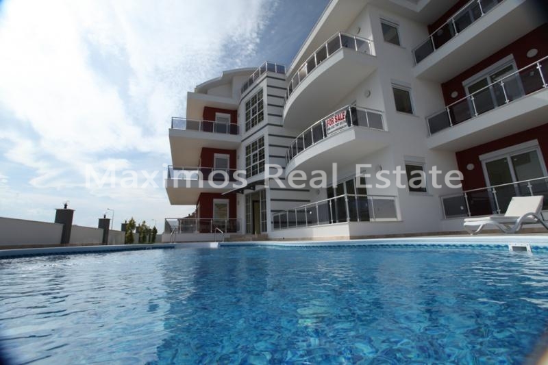 Residential Apartments in Belek with Pool and Modern Layouts – living room (image 2)