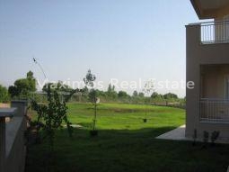 Residential Apartments in Belek Located Along the River – master bedroom (image 16)