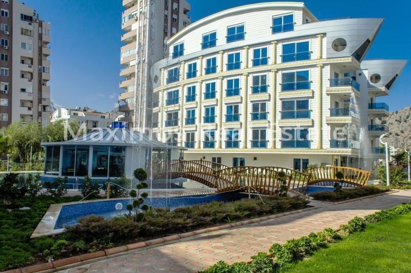 High-end Apartments with Smart Home Systems in Antalya – living room (image 2)