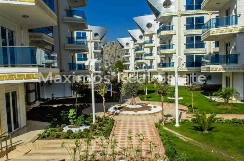 High-end Apartments with Smart Home Systems in Antalya – bedroom (image 4)