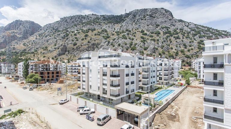 Residential Property Located Near the Sea in Antalya Konyaalti – bathroom (image 5)