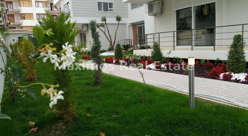 Modern Residential Apartments Near the Coastline in Antalya – dining area (image 6)