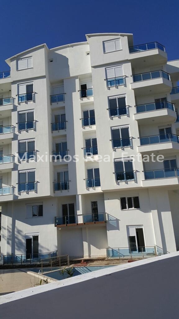 Residential Apartment with Mountain Views Near Konyaalti Beach – kitchen area (image 3)