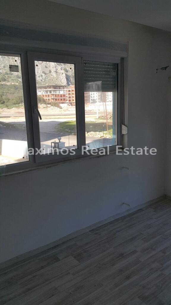 Residential Apartment with Mountain Views Near Konyaalti Beach – garden view (image 8)