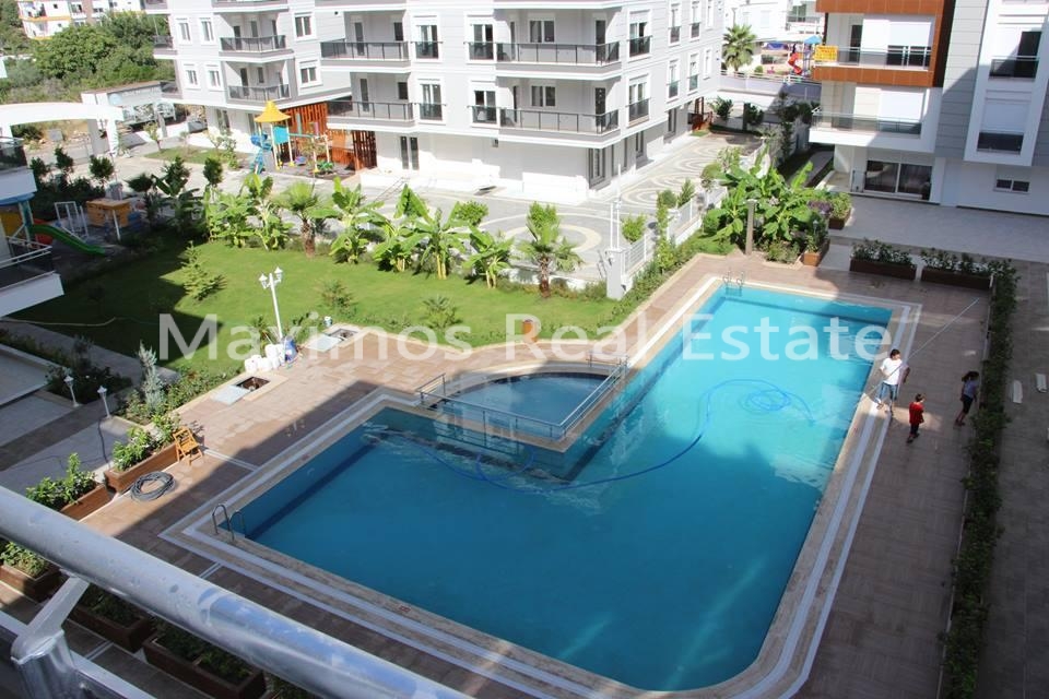 Newly Built Residential Apartments in Antalya Konyaalti – terrace (image 7)