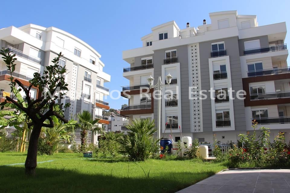 Newly Built Residential Apartments in Antalya Konyaalti – living room (image 2)