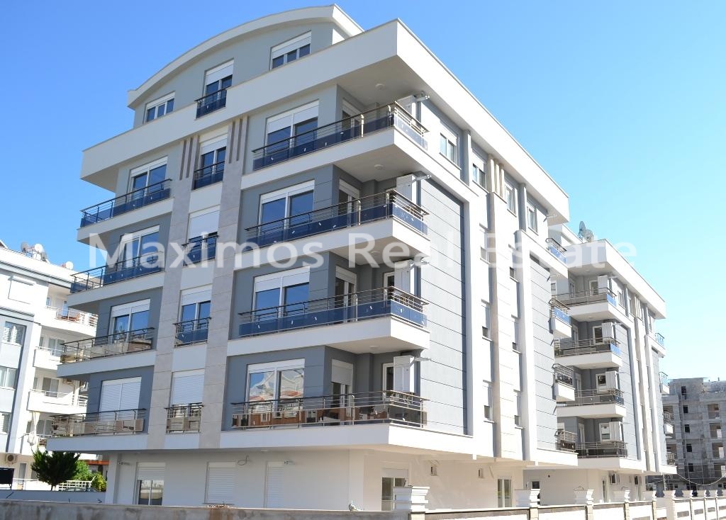 Modern Residential Apartments with Installment Options in Konyaalti – living room (image 2)
