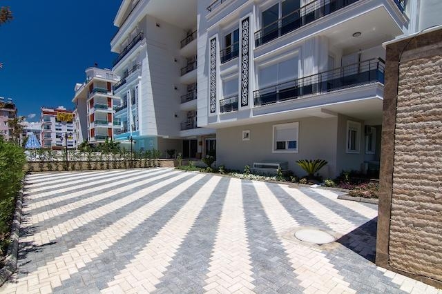 Modern Residential Property Located Near Antalya Coastline – dining area (image 6)