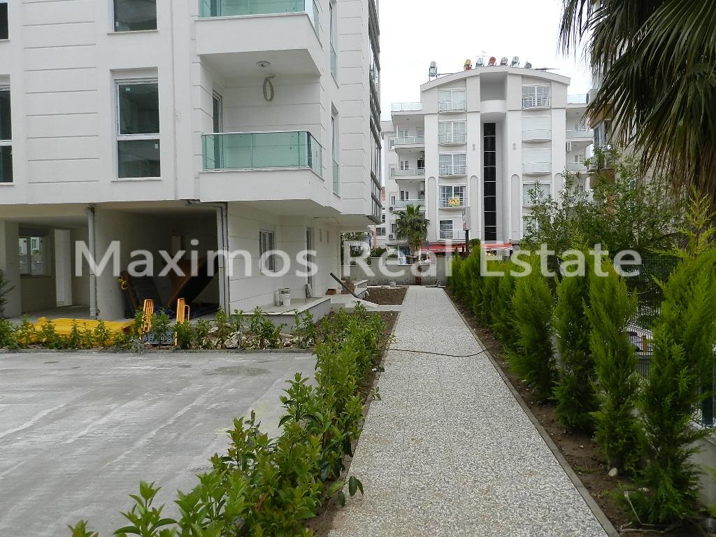 Mixed-range Residential Apartments in Antalya Near Marina – bathroom (image 5)