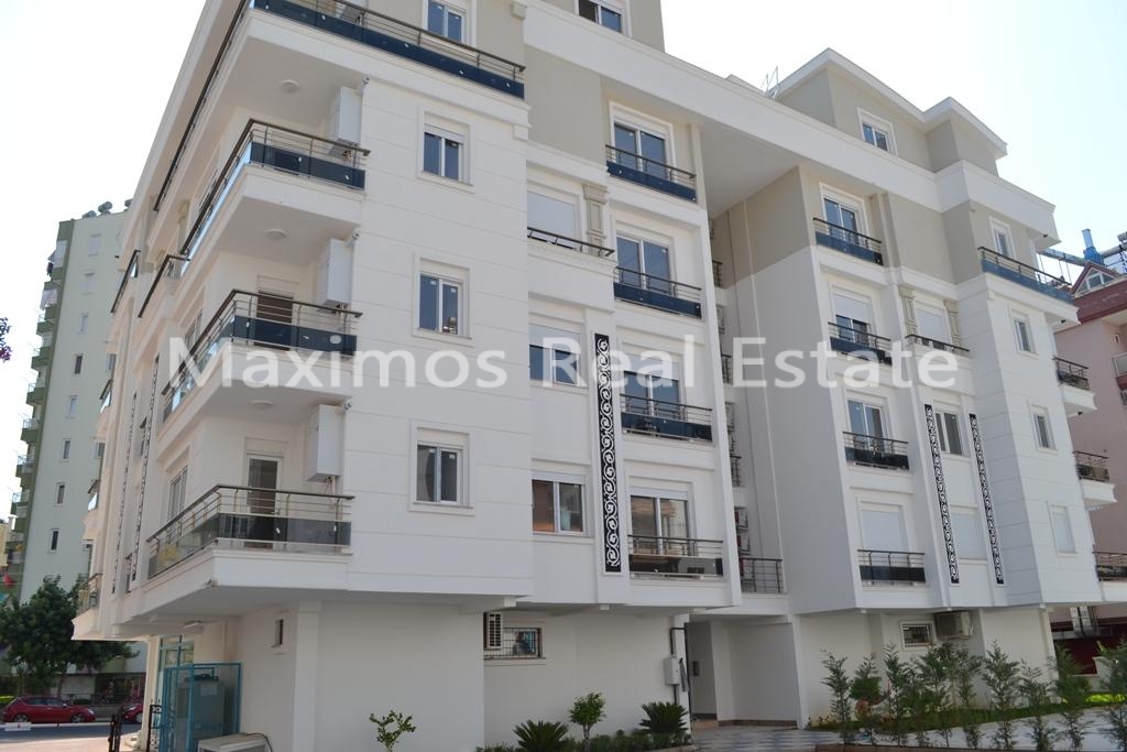 Residential Property in Antalya with Flexible Payment Plan – living room (image 2)
