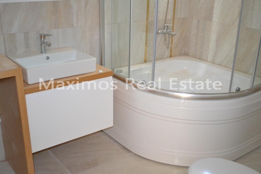 Investment Property in Antalya with Rental Income Guarantee – entrance (image 15)