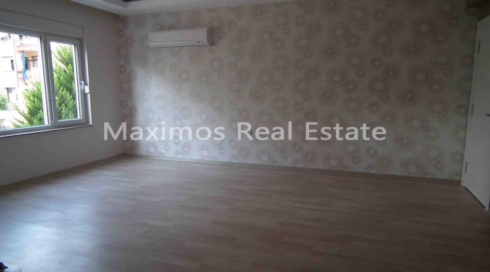 Residential Apartments Near the Seaside in Konyaalti Liman – coastal view (image 13)