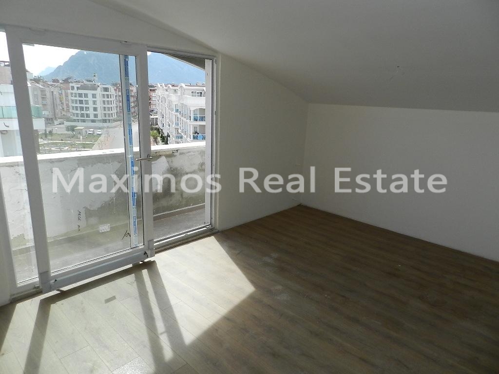 Residential Apartment Close to Amenities in Antalya Hurma – pool area (image 9)