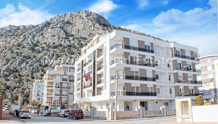 Residential Apartments with Open Mountain Views in Konyaalti - Antalya - Konyaaltı