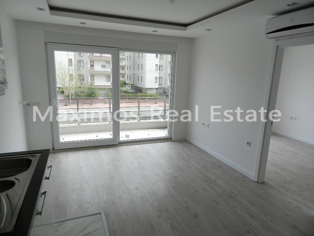 Residential Apartment Complex in Antalya Liman District – pool area (image 9)