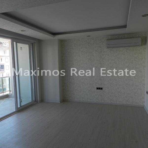 Residential Apartment Close to Akdeniz University Konyaalti – interior detail (image 11)