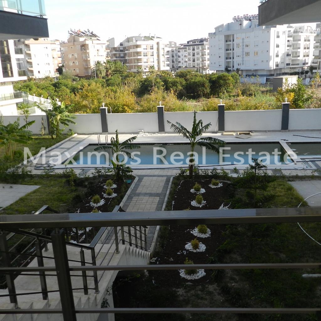 Residential Real Estate Near the Beach in Antalya Konyaalti – bathroom (image 5)