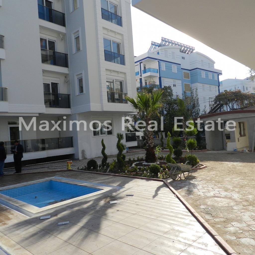 Modern Residential Property in Antalya Konyaalti – bedroom (image 4)
