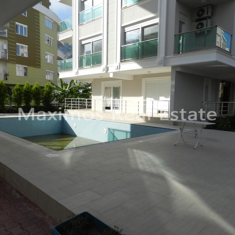 Newly Built Residential Apartment in Antalya Konyaalti – dining area (image 6)
