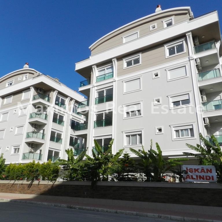 Newly Built Residential Apartment in Antalya Konyaalti – bedroom (image 4)