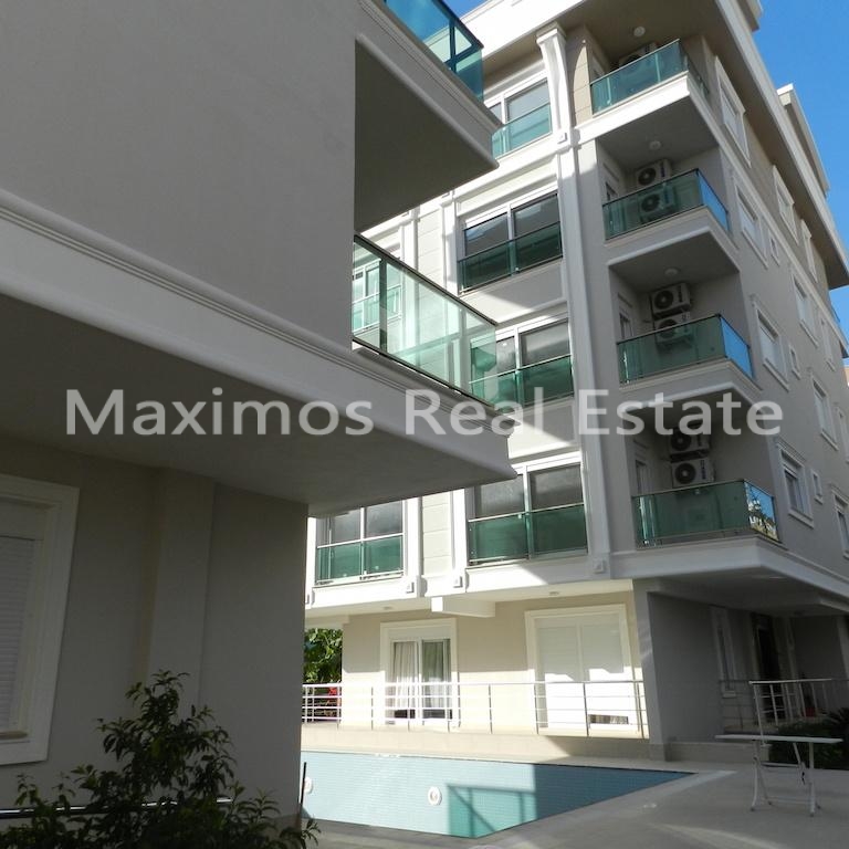 Newly Built Residential Apartment in Antalya Konyaalti – living room (image 2)