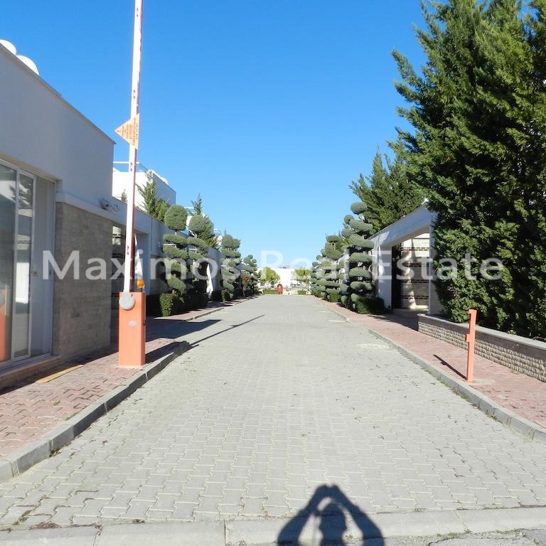 Modern Semi-detached Villa in Antalya Kundu – pool area (image 9)