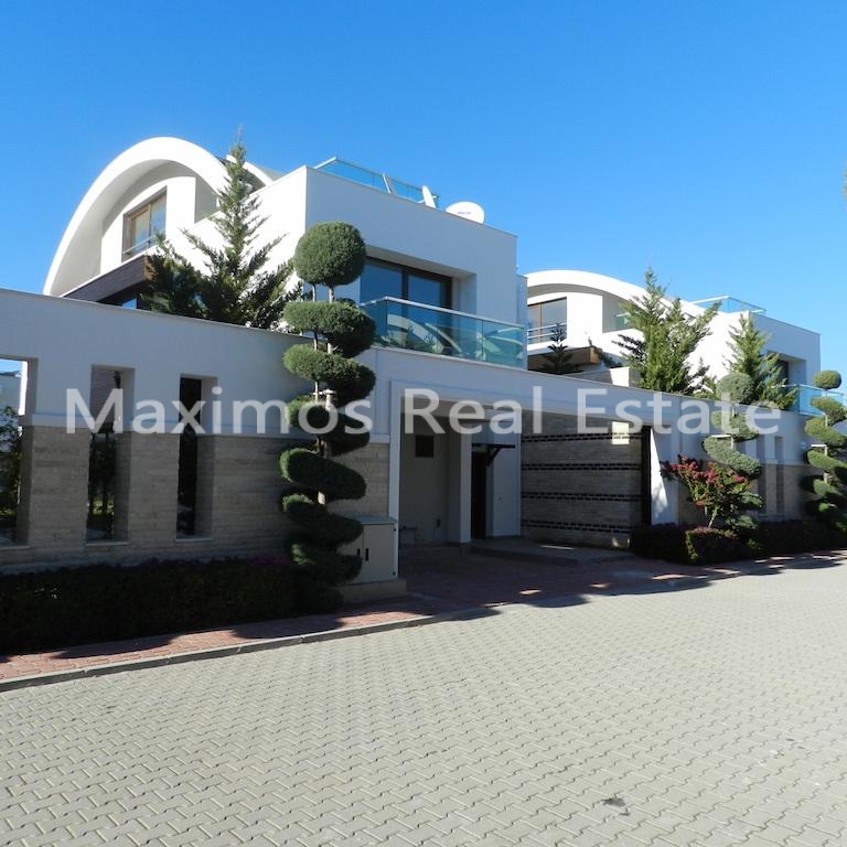Modern Semi-detached Villa in Antalya Kundu – bedroom (image 4)