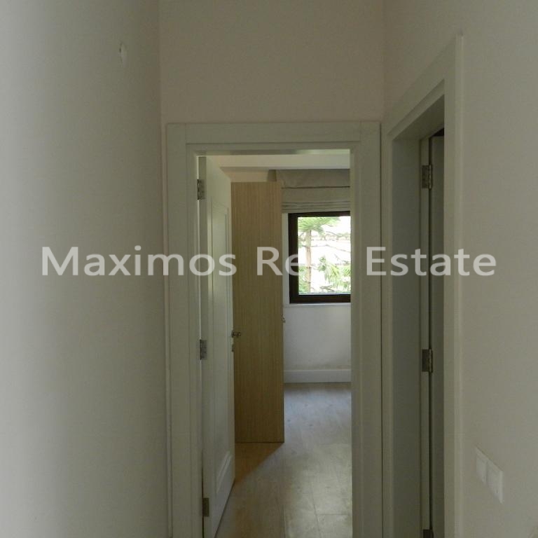 Modern Semi-detached Villa in Antalya Kundu – bedroom (image 22)