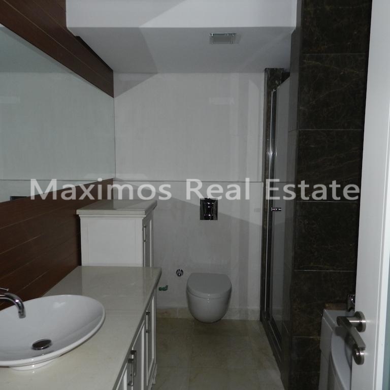 Modern Semi-detached Villa in Antalya Kundu – guest room (image 17)