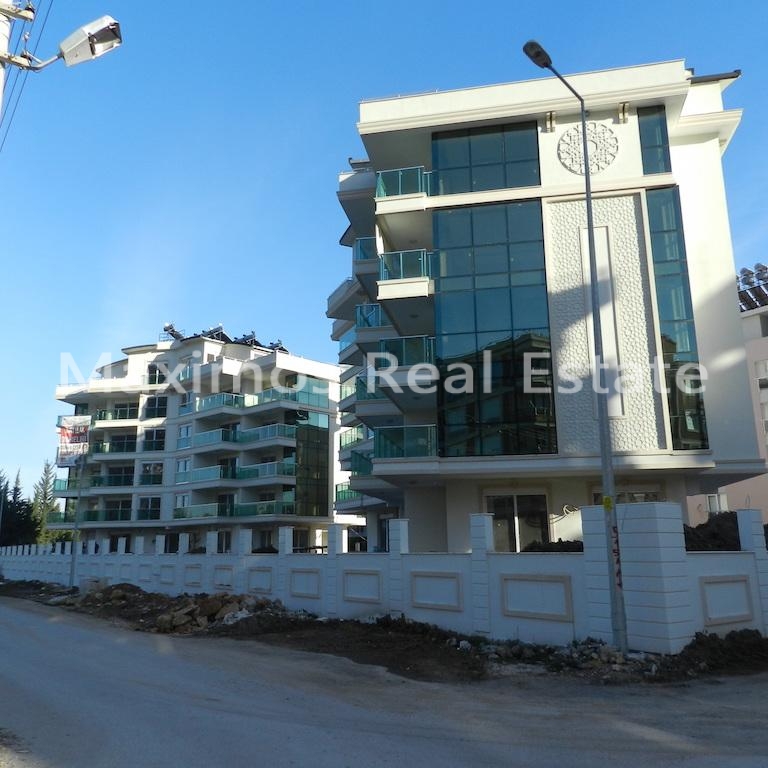 Modern Residential Property in Antalya Konyaalti – living room (image 2)