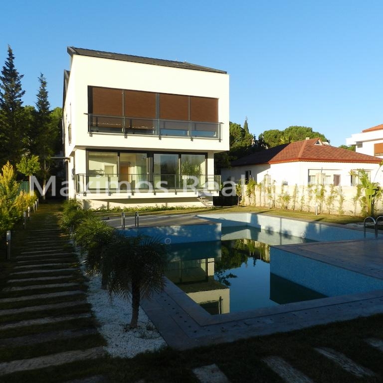 Residential Homes in Antalya Kundu Area – living room (image 2)