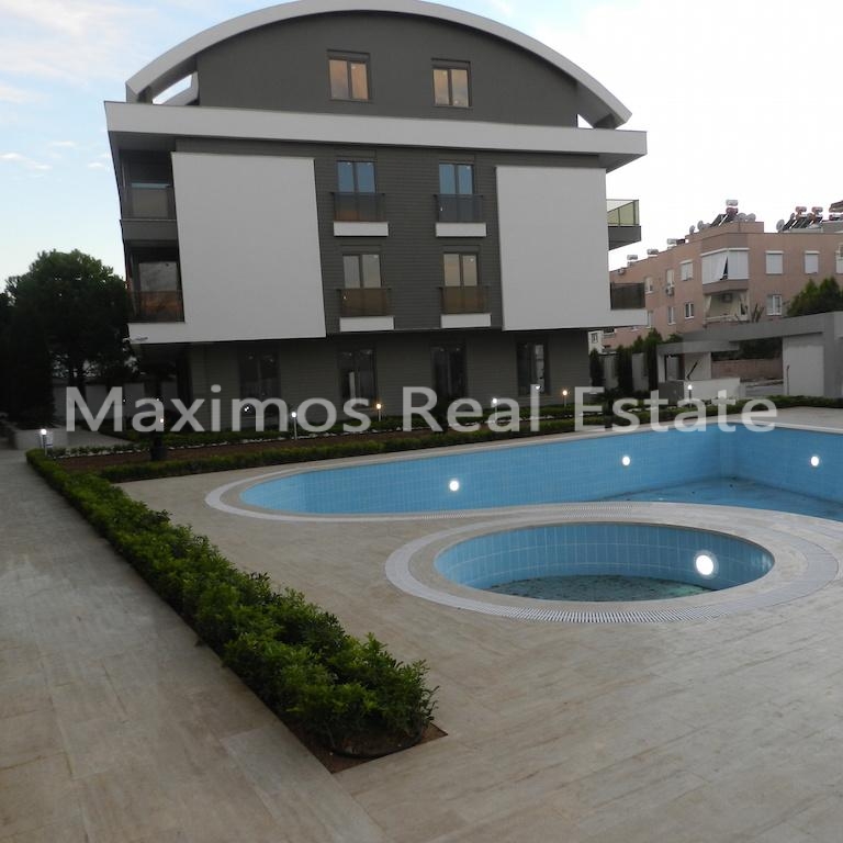 Modern Luxury House in Antalya Lara Region – living room (image 2)