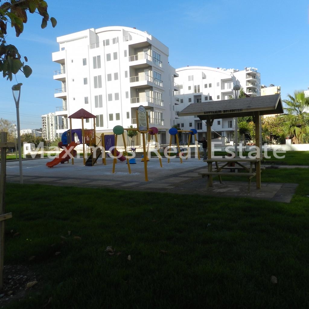 Residential Homes in Antalya Liman Near Urban Lifestyle Areas – dining area (image 6)