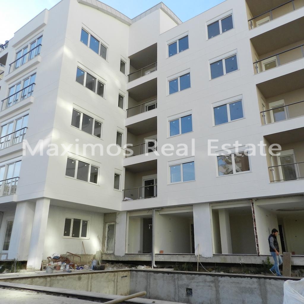 Residential Homes in Antalya Liman Near Urban Lifestyle Areas – living room (image 2)