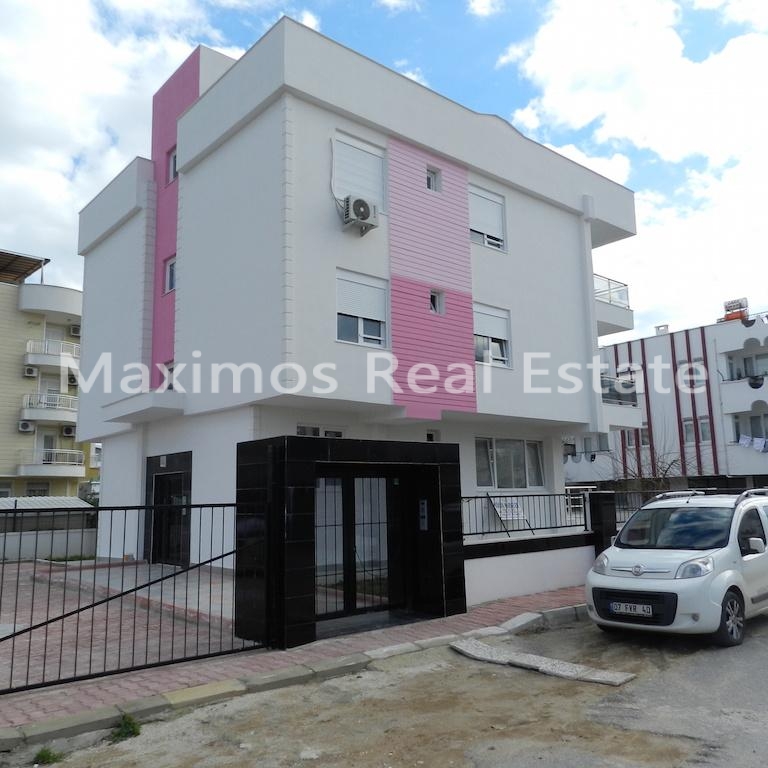 Modern Apartments for Sale in Antalya Lara – living room (image 2)