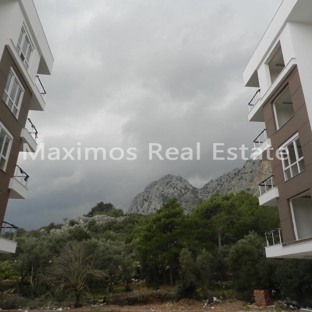 Mountain View Apartments for Sale in Konyaalti Antalya – garden view (image 8)