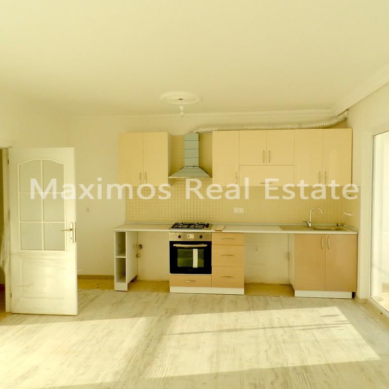 Bargain Flats for Sale in Antalya – dining area (image 6)