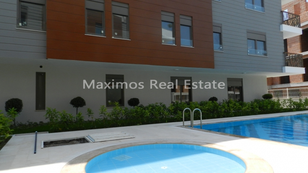 Property for Sale in Antalya Guzeloba Near Lara Coast – living room (image 2)