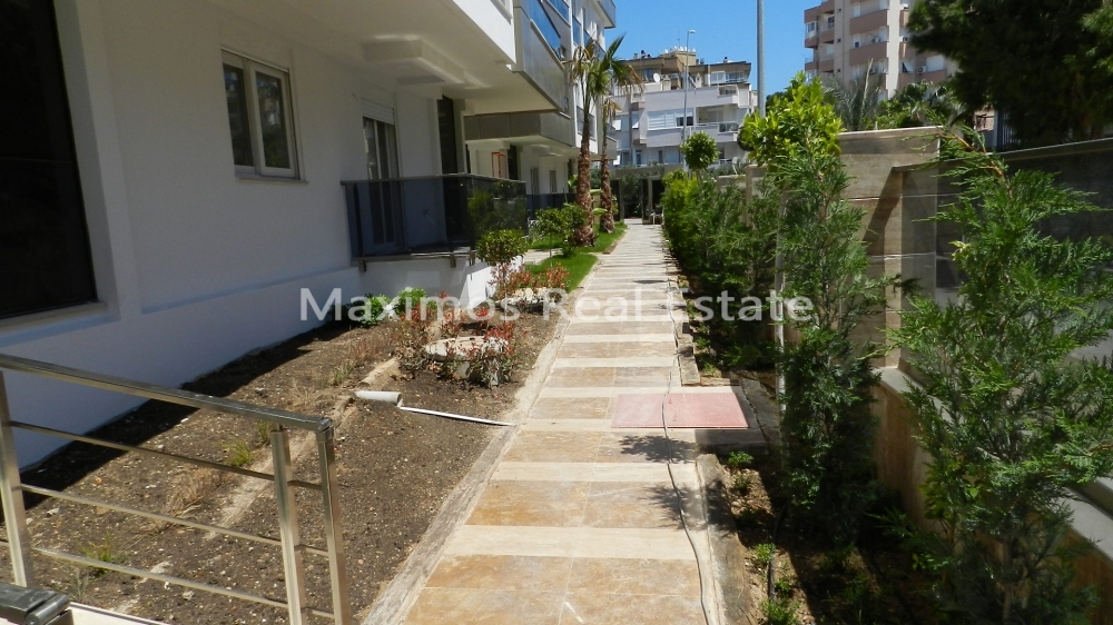 Properties for Sale in Antalya Lara District – bedroom (image 4)