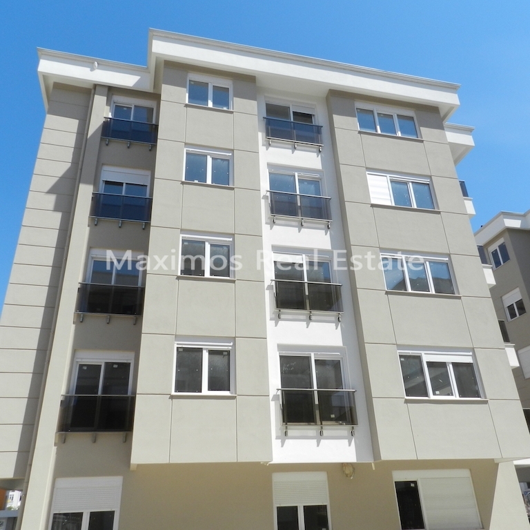 Affordable Property for Sale in Antalya Residential Areas – living room (image 2)