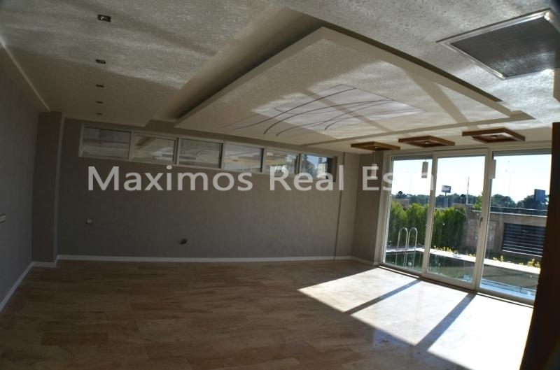 Private Luxury Villa for Sale in Antalya Lara – coastal view (image 13)