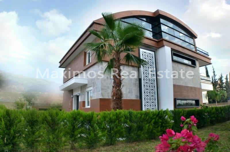 Private Luxury Villa for Sale in Antalya Lara – bedroom (image 4)