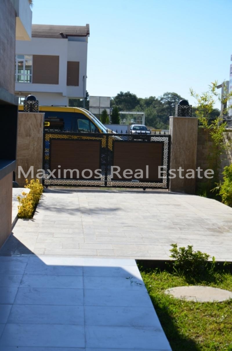 Private Luxury Villa for Sale in Antalya Lara – dining area (image 6)