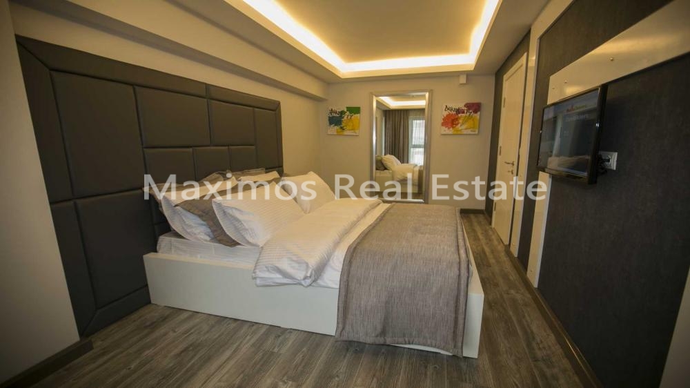 Feature-rich Residential Property in Istanbul – entrance (image 15)