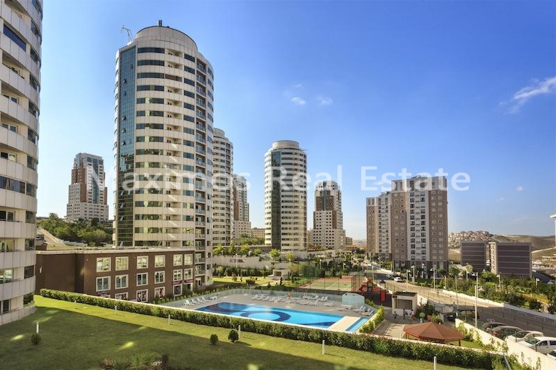 Apartments for Sale on Istanbul European Side – dining area (image 6)
