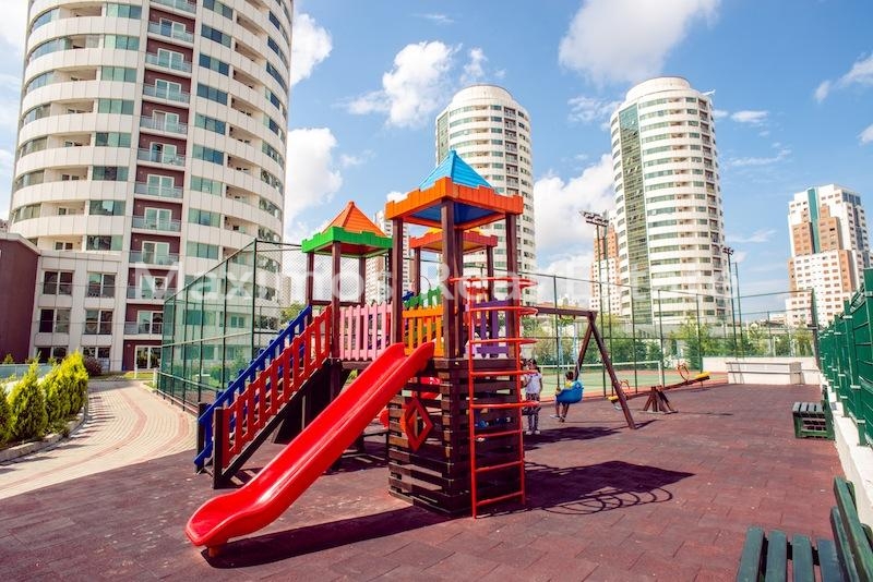 Apartments for Sale on Istanbul European Side – balcony (image 10)