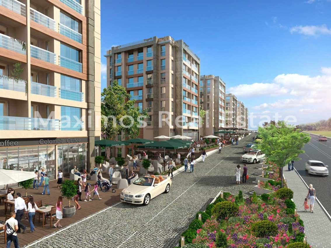 Property Purchase Opportunities in Istanbul – pool area (image 9)