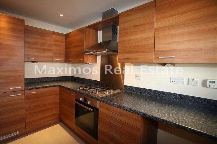 Central Istanbul Property for Residential Use – pool area (image 9)
